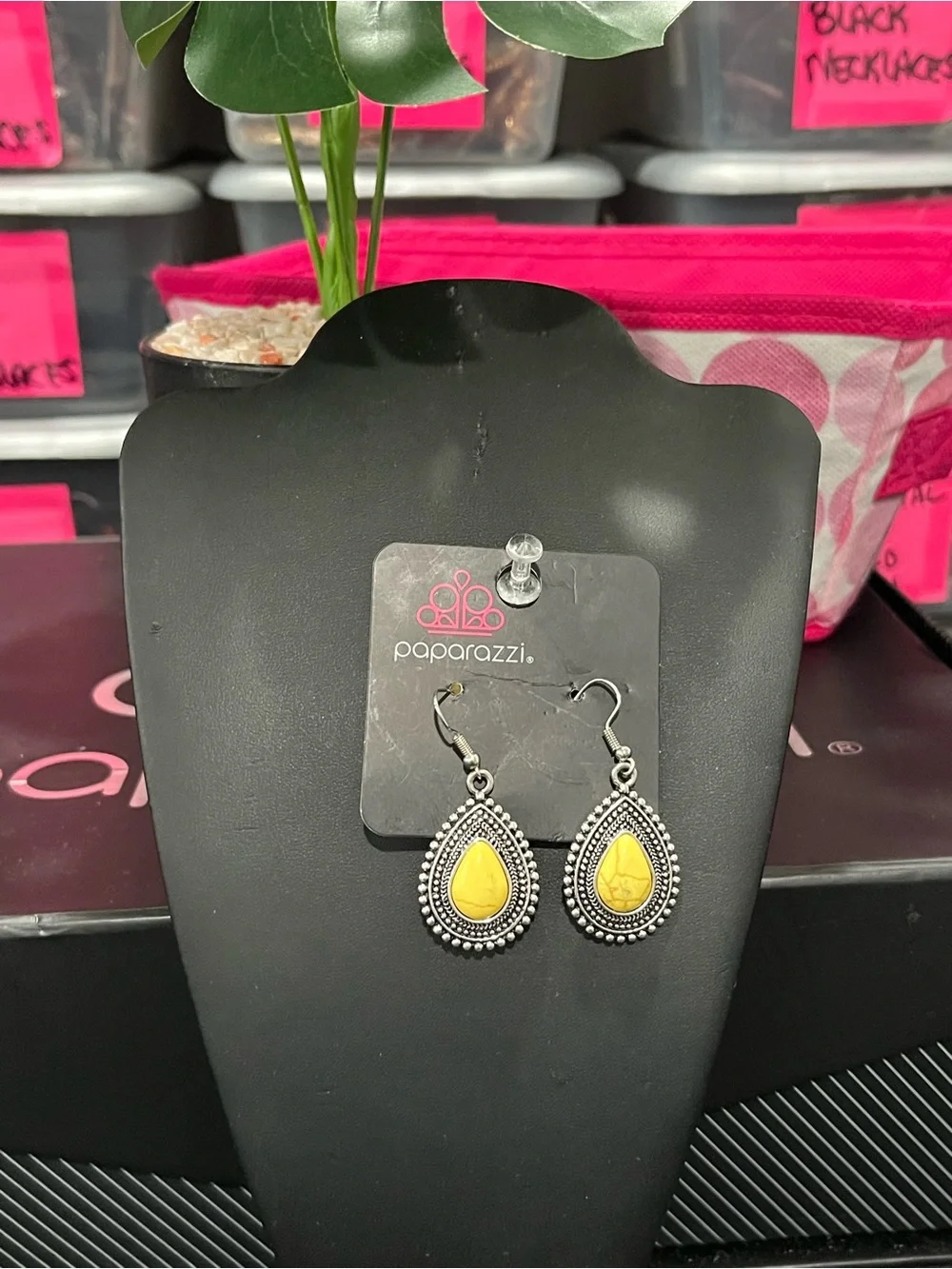 paparazzi yellow teardrop